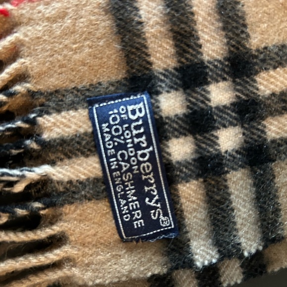 BURBERRYS of LONDON SCARF - Picture 2 of 2